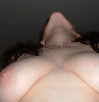 💋 Я креативна, нежна и знаю, как сделать тебя счастливым. Мои услуги разнообразны и уникальны, так что ты точно найдешь то, что ищешь. 😈 Забудь о повседневной рутине и окунись в мир наслаждения и удовольствия со мной. Живу я в самом сердце Москвы, где могу встретить тебя или приехать к тебе. 🌃 С моими фото и отзывами ты убедишься, что я именно то, что тебе нужно. Не медли, напиши мне, и мы воплотим твои самые сокровенные мечты в жизнь. 🔥 Юляша
